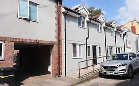 Hotwells Modern Mews